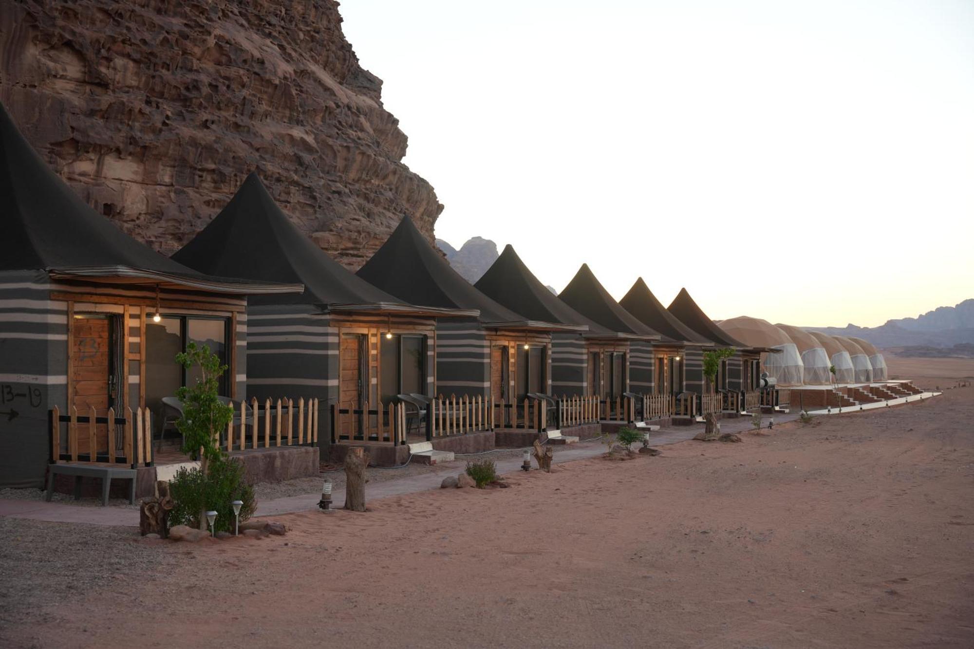Shaheen Camp Wadi Rum Exterior foto